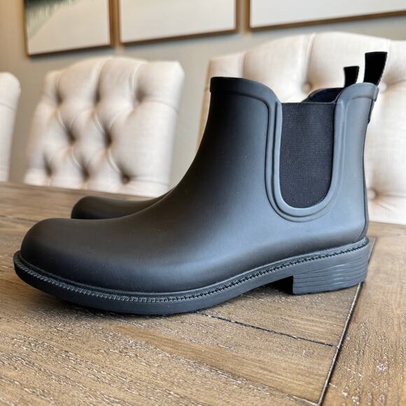 Madewell Women's Size 10 Black Chelsea Rain Boots Pull On Rubber Goth Grunge - Picture 1 of 10